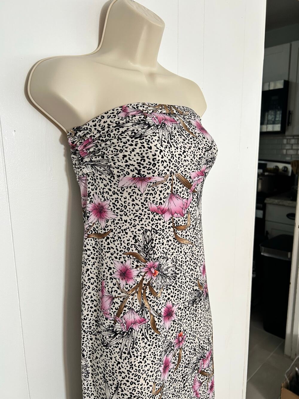 White House Black Market Women's Medium Skirt Dress Halter Floral